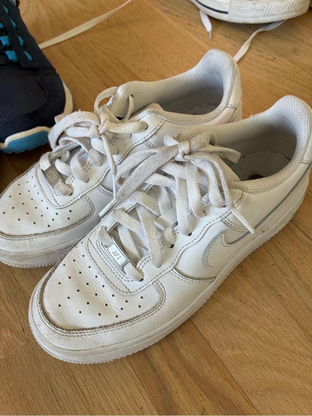 Nike Kids White Low-Top Sneakers